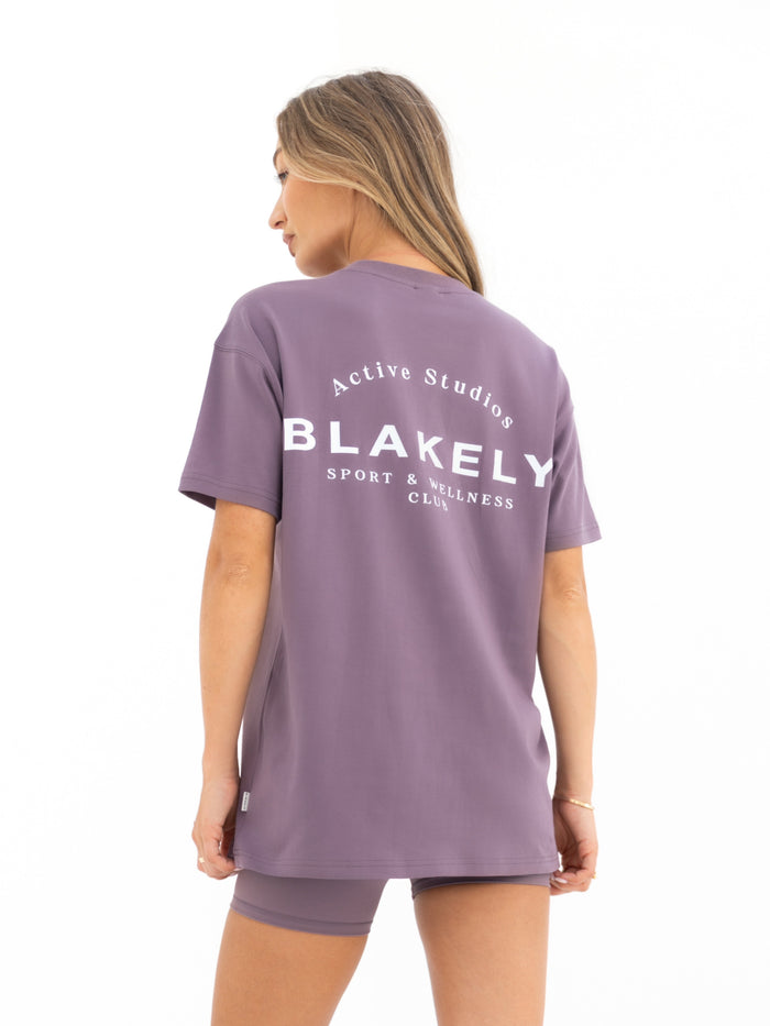 Curved Active Studios Oversized T-Shirt - Grape