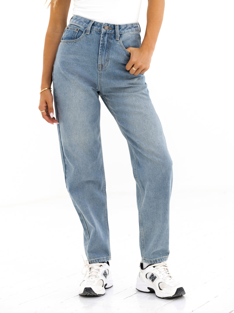 Blakely Mom Jeans - Faded Blue