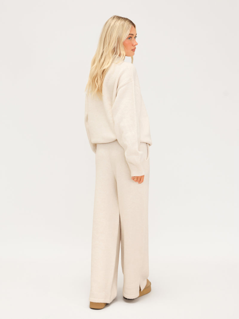 Oversized Knitted Sweater - Vanilla