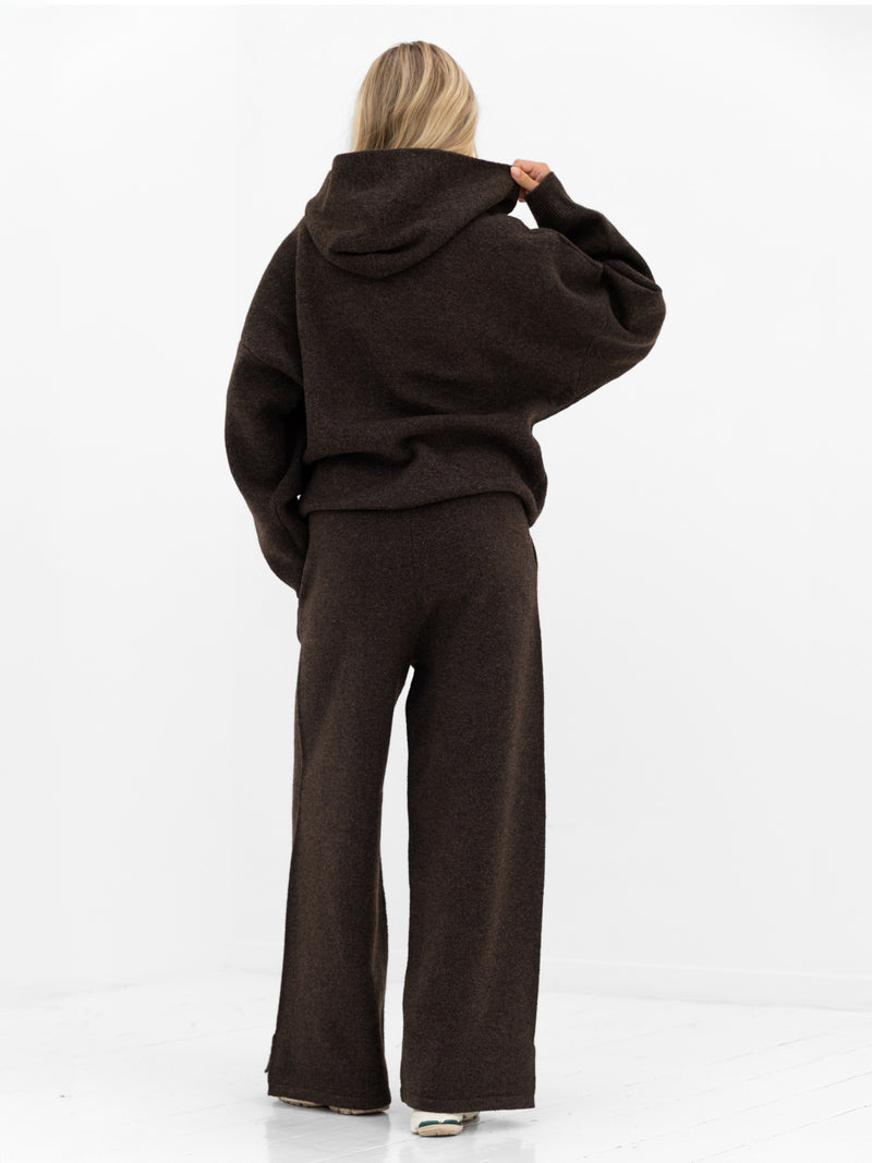 Oversized Knitted Hoodie - Chocolate Brown