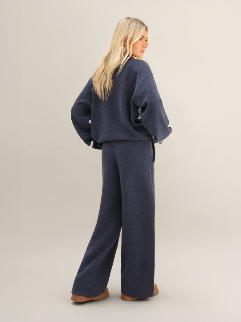Margot Script Oversized Knitted Sweater - True Navy