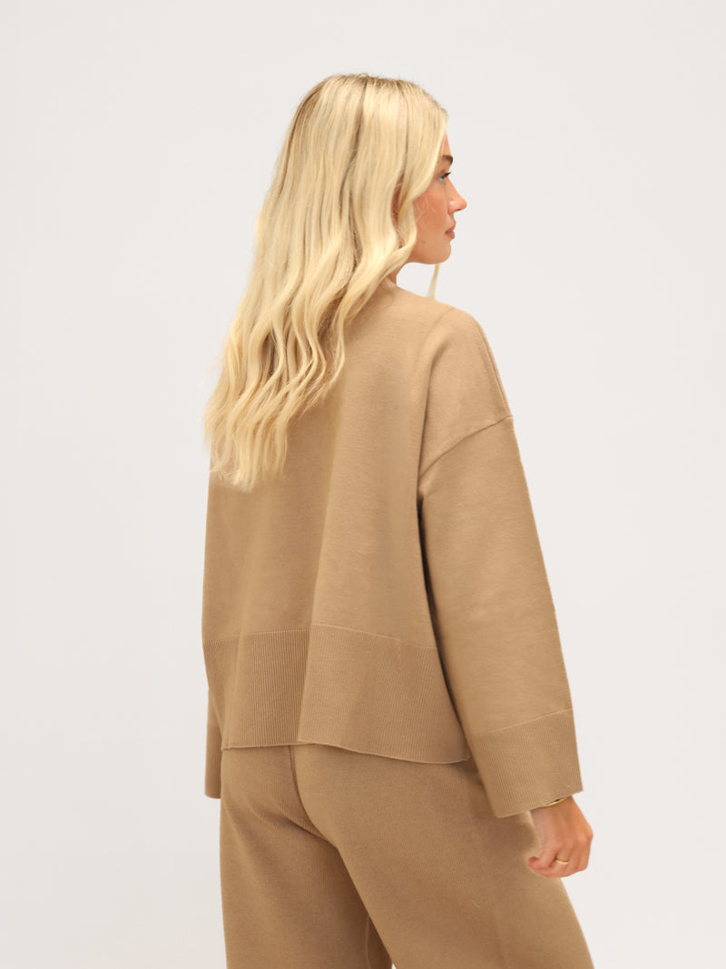 Layla Oversized Knitted Sweater - Caramel